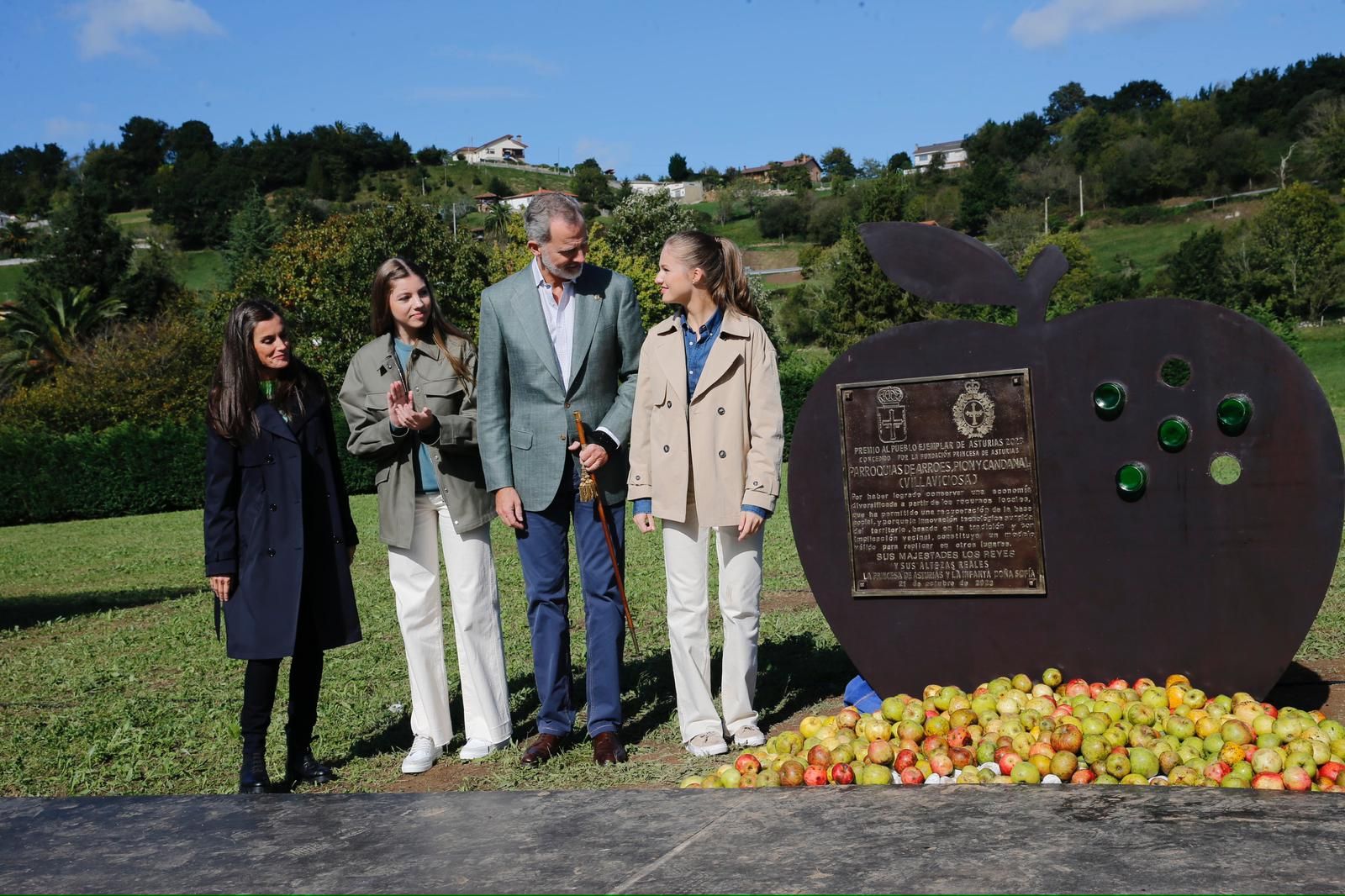 La Familia Real visita Arroes, Peón y Candanal, Pueblo Ejemplar 2023