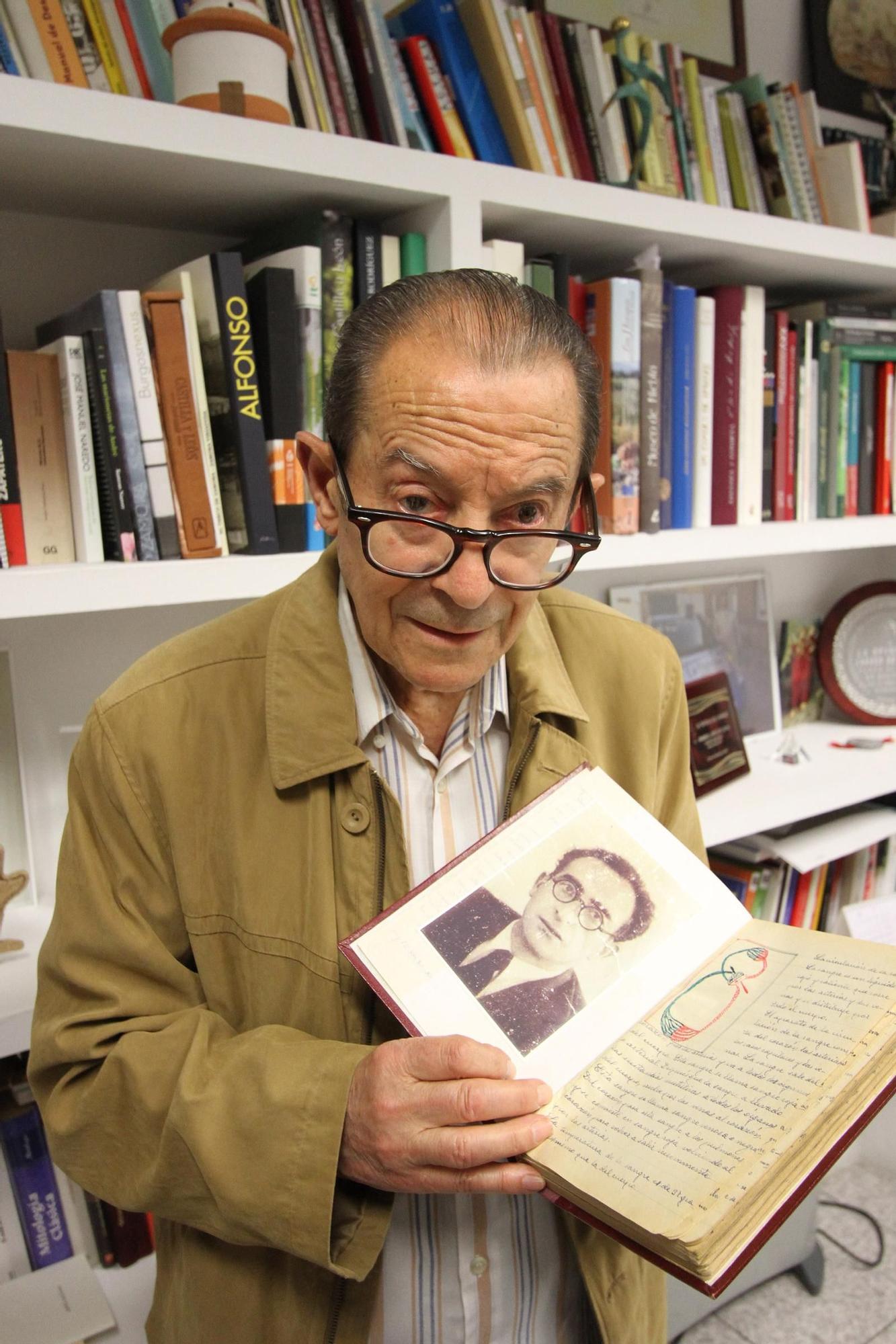 Un repaso en imágenes a la vida de Herminio Ramos, que hoy cumple un siglo de vida