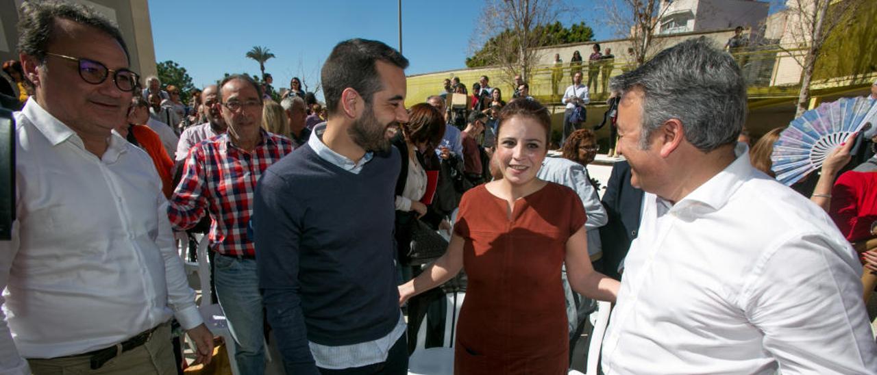 Sanguino, junto a Franco, José Muñoz y Adriana Lastra, en su presentación del pasado domingo.