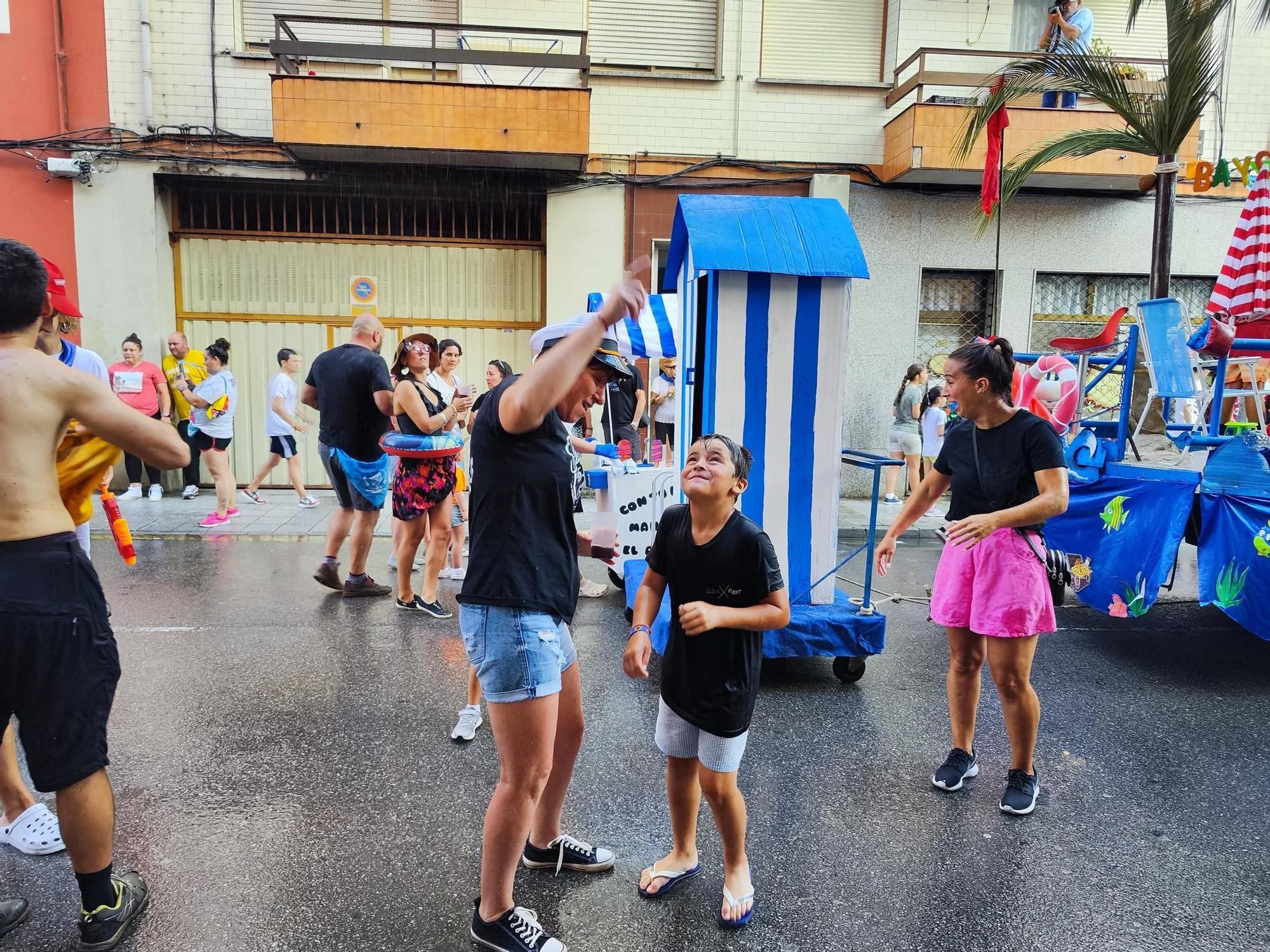 Grado se remoja por Santiago y Santa Ana