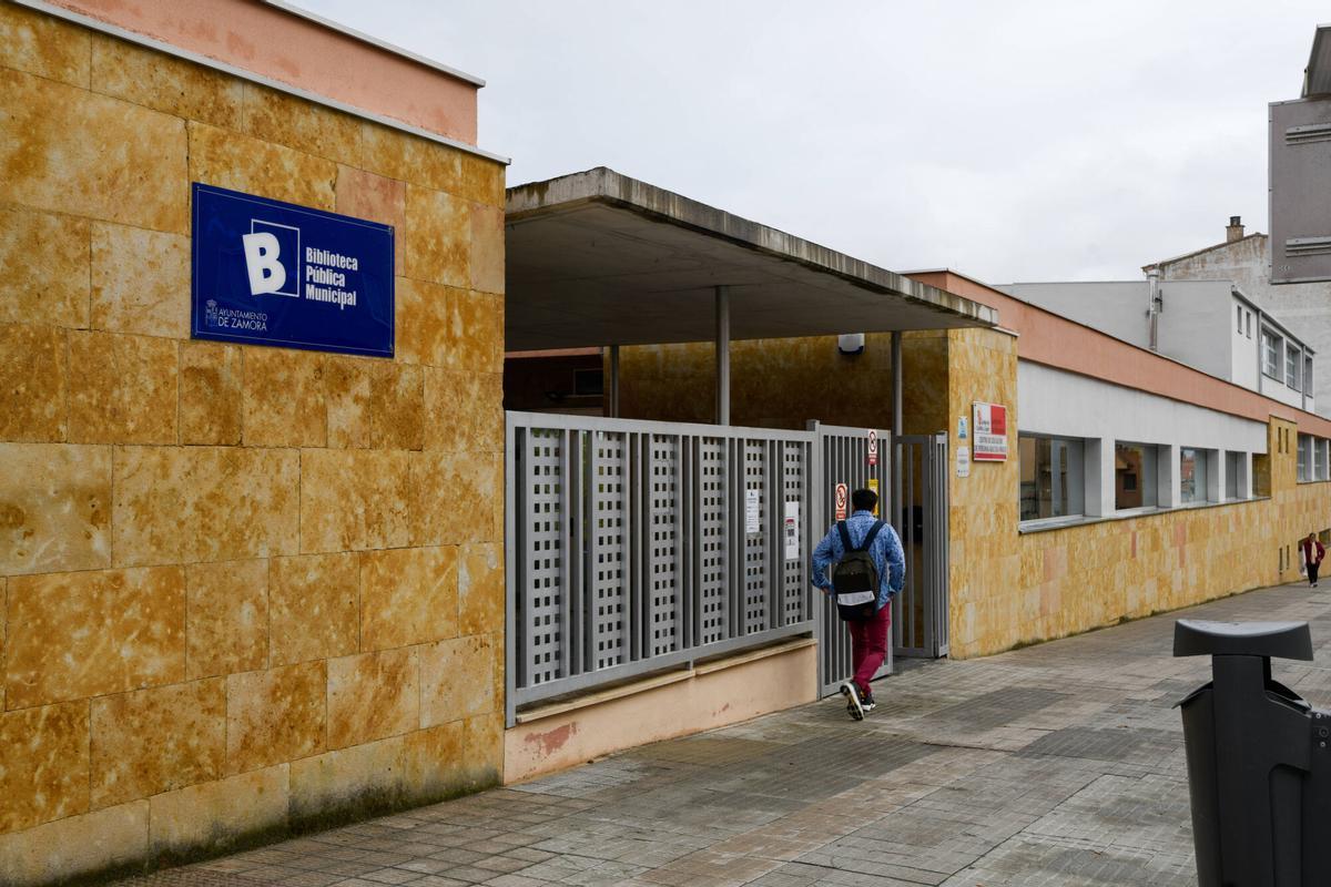 Biblioteca Municipal San Jose Obrero.