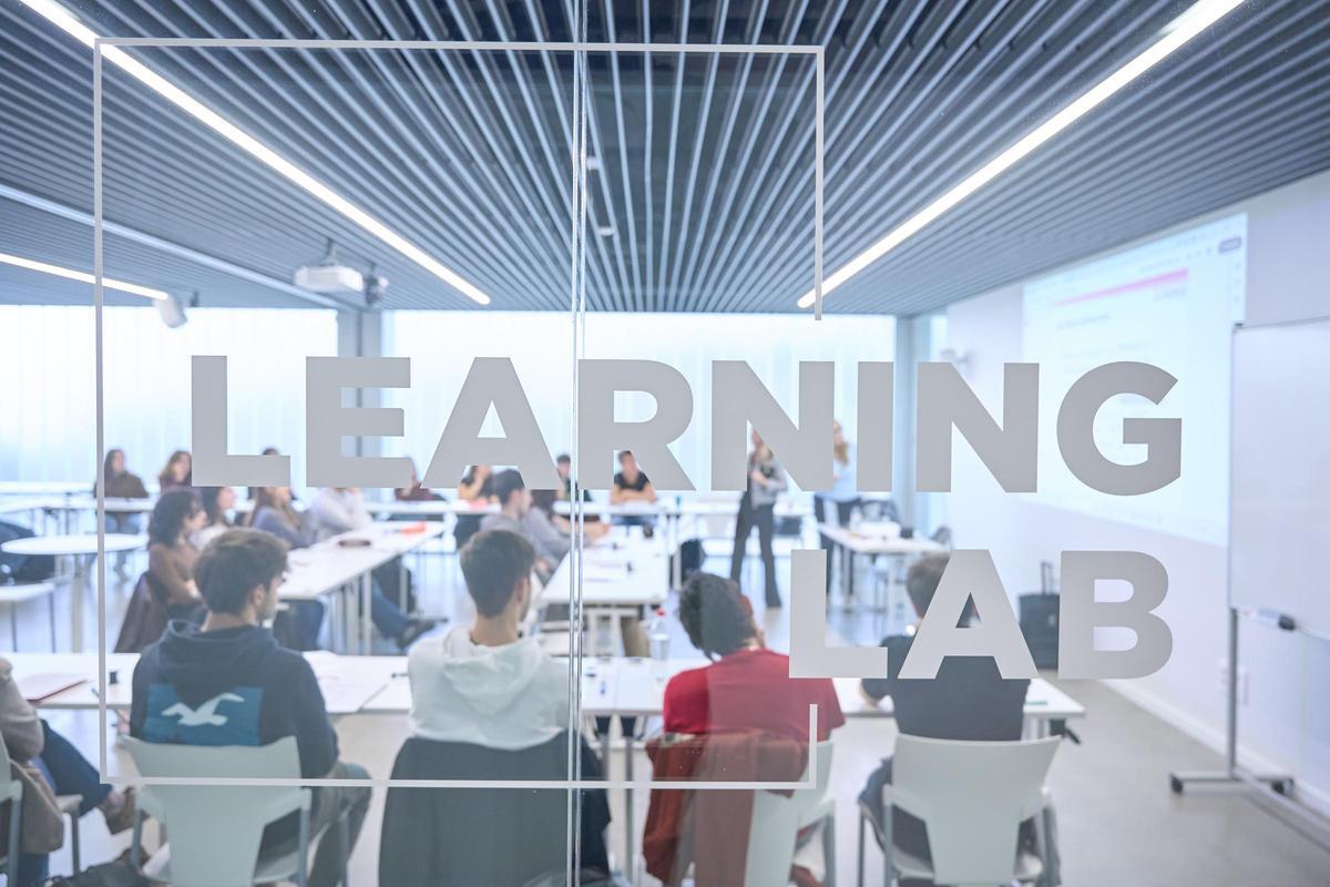 La innovación educativa requiere de nuevos espacios de aprendizaje más abiertos y colaborativos.