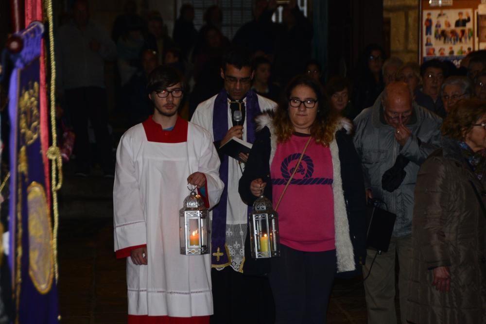 La Luz de la Paz de Belén ilumina Cangas