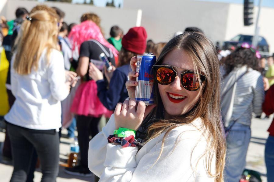 Miles de jóvenes en la fiesta del año