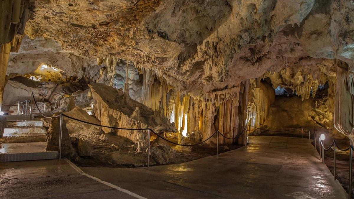 La Cueva de Nerja cierra hasta el 31 de enero