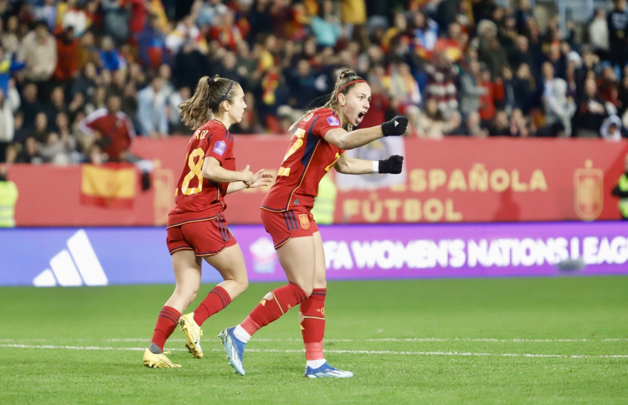 La victoria de la selección femenina de fútbol ante Suecia en La Rosaleda, en imágenes