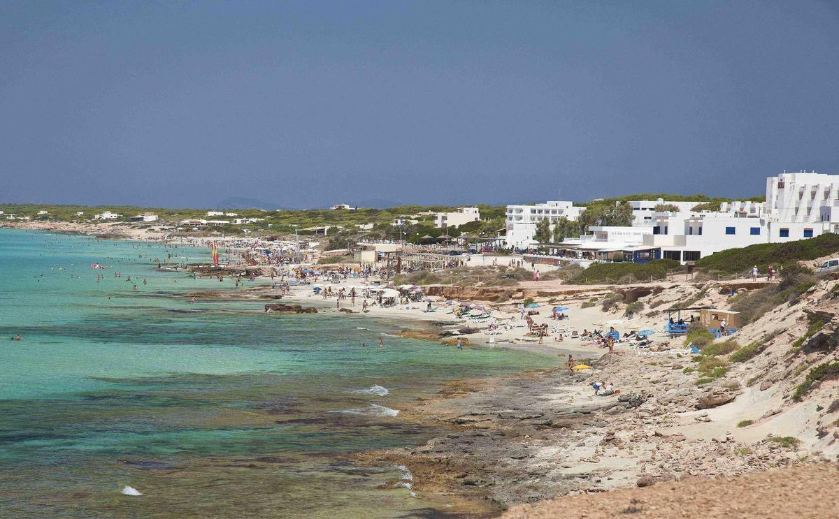 Vista parcial de la playa de Migjorn, en Formentera.