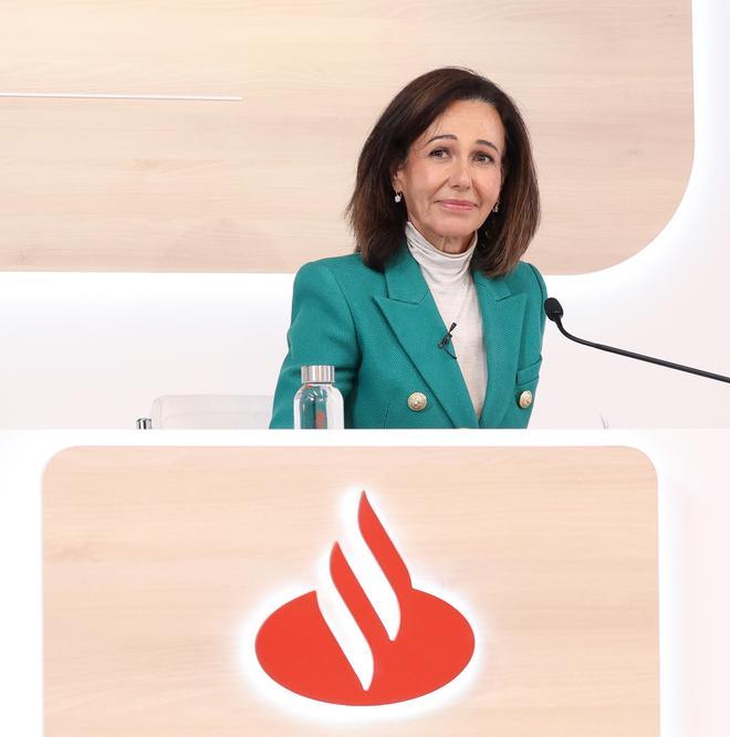 Botín y otros diez banqueros europeos reclaman dos leyes a Bruselas en 2027 para simplificar regulación y favorecer integraciones