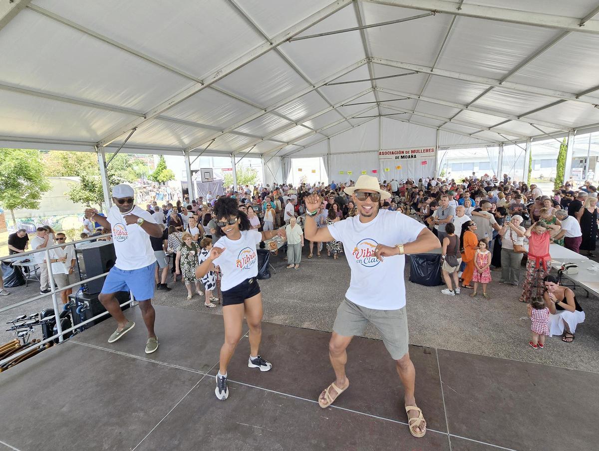 Moaña exalta su mejillón en una fiesta que vende cinco toneladas de producto en menos de tres horas