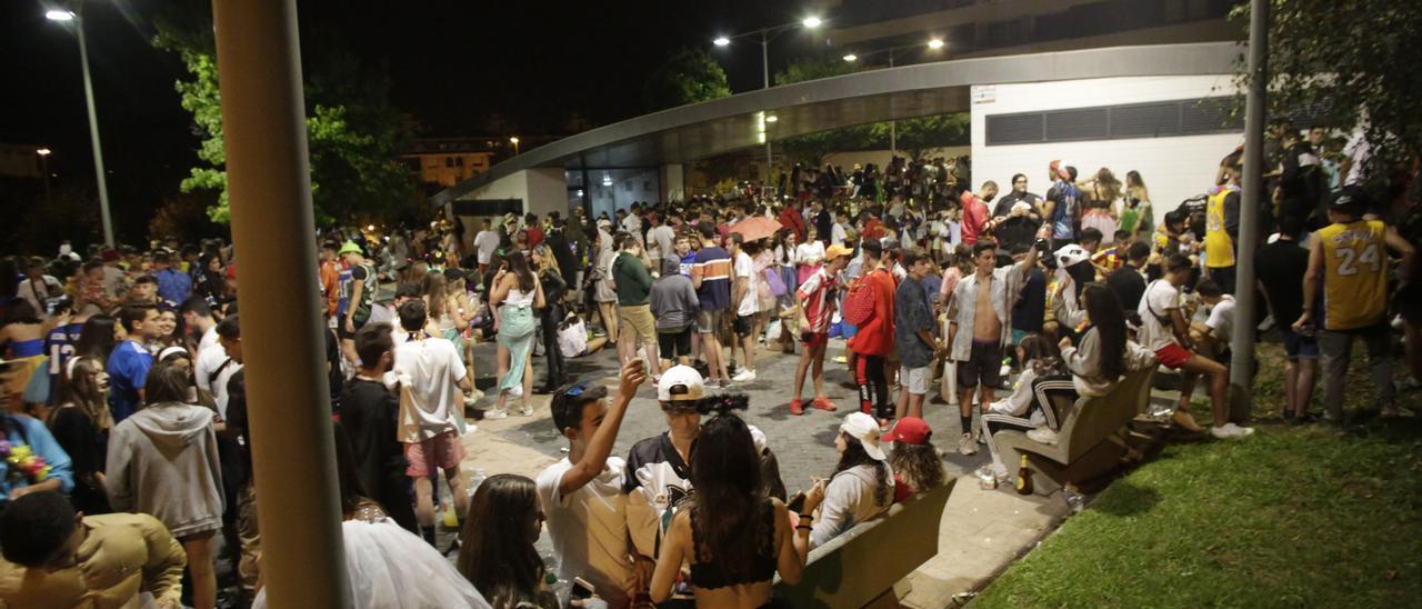 Ambiente en el Carnaval de verano de Luanco de 2019.