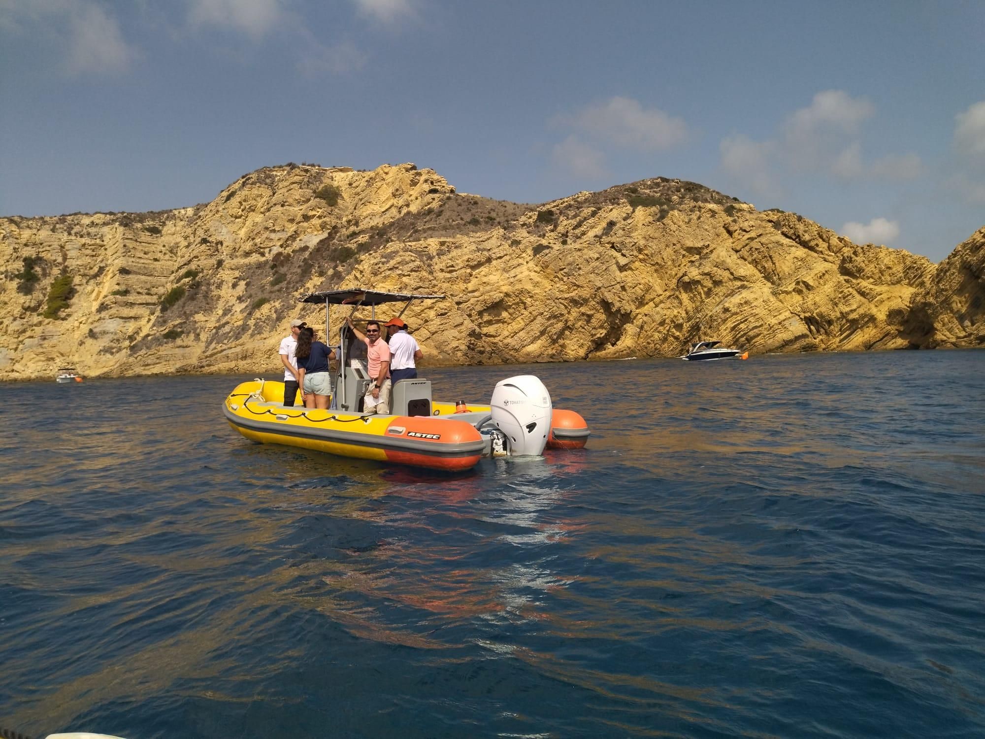 Embarcados con los guardianes de la Posidonia oceánica (imágenes)