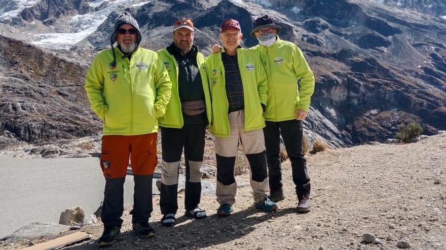 Expedición a Bolivia de cuatro miembros del Centre Excursionista Tavernes de la Valldigna