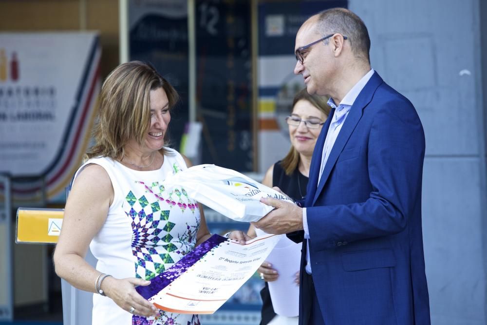 La UA da la bienvenida a los alumnos