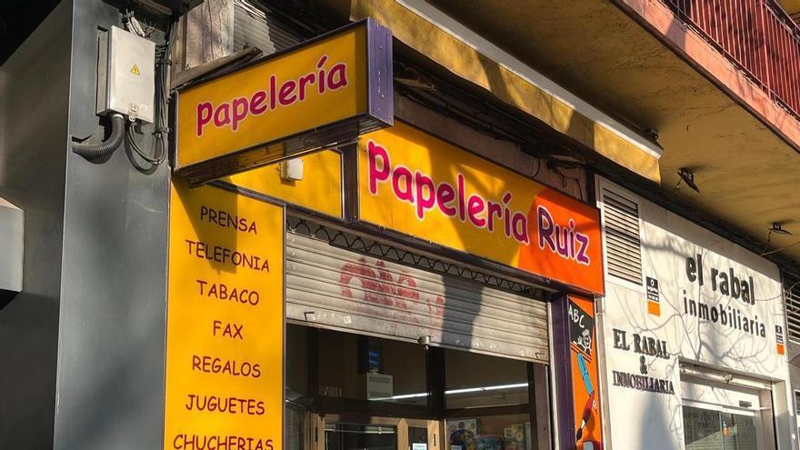 Una papelería emblemática de Zaragoza se traspasa tras más de dos décadas de servicio