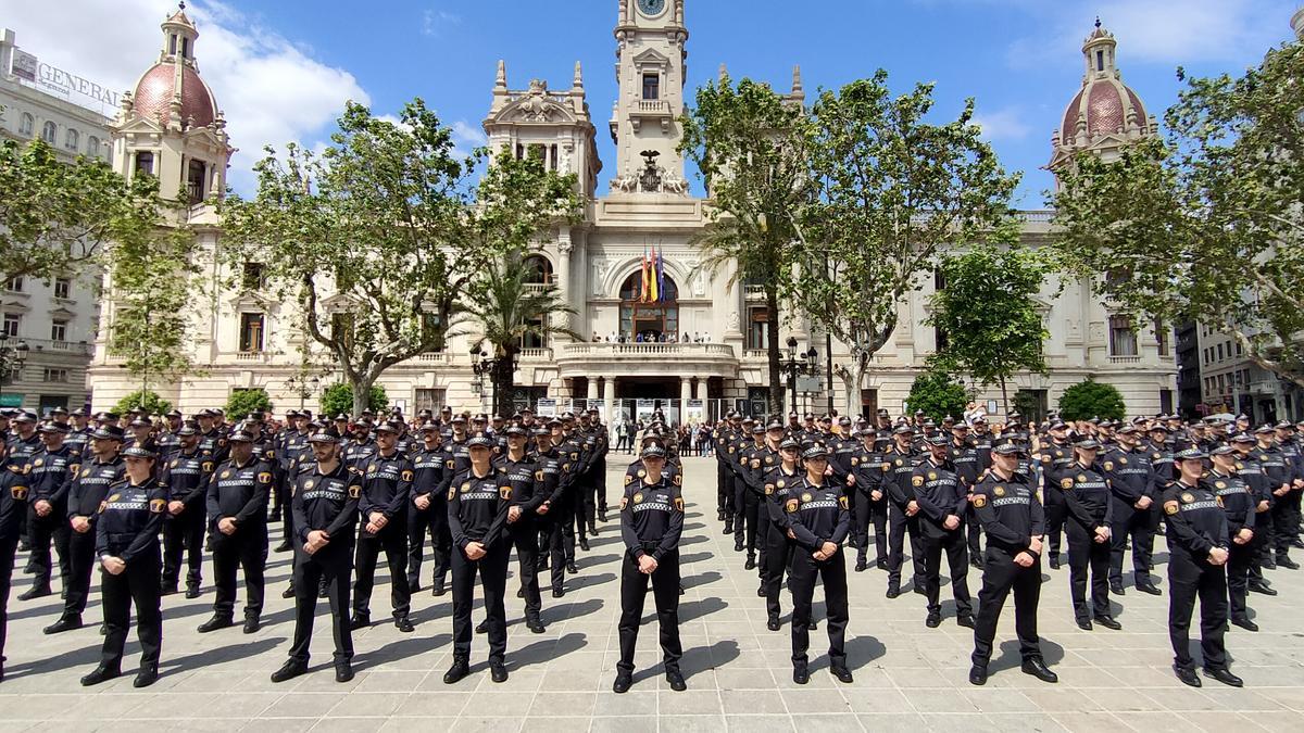 Presentación de los nuevos agentes de la policía local de València