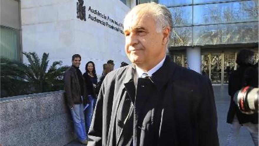 El exconseller de Solidaridad Rafael Blasco, en los juzgados.