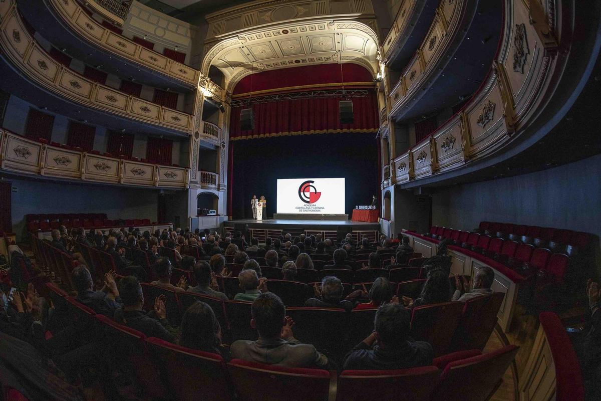 Academia Castellana y Leonesa de Gastronomía, en una gala.