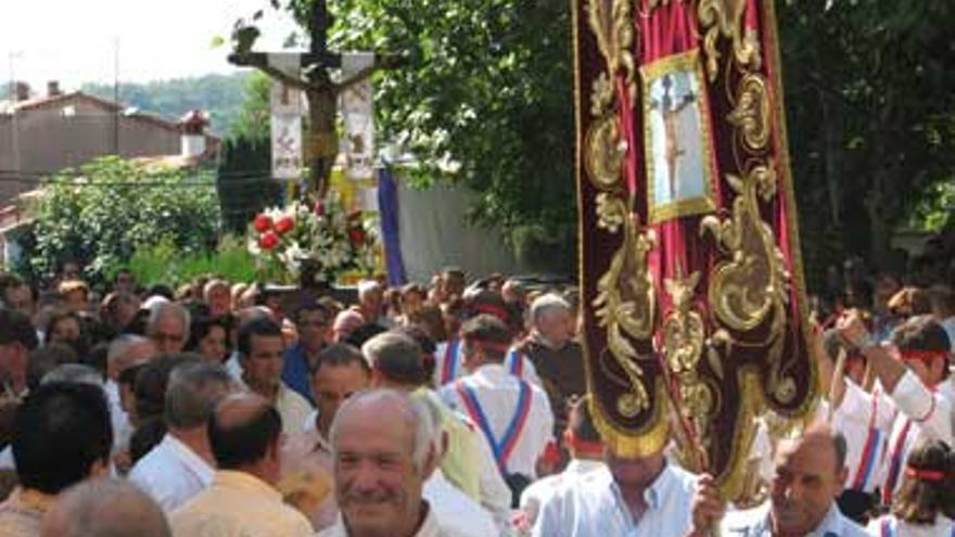 Aldeanueva celebra cuatro capeas de toros al estilo tradicional