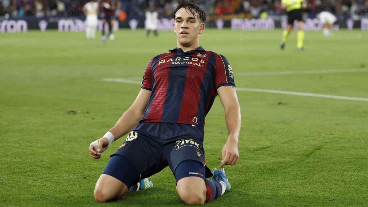 El Madrid irrumpe en el fichaje de Carlos Espí
