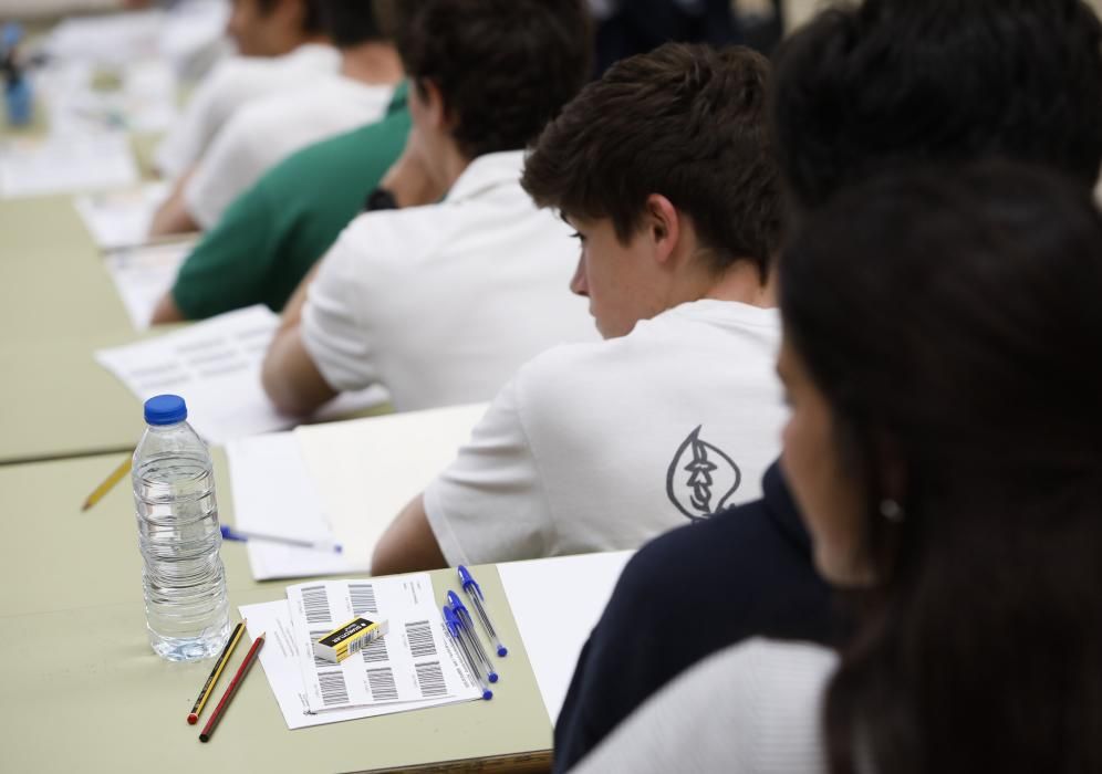 Ebau 2019 en Asturias: primer día de exámenes de selectividad en Oviedo