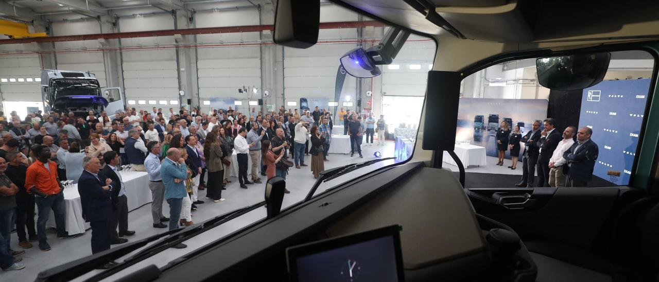 La apertura de Volvo impulsa el polígono sierense de Bobes a la espera de Amazon