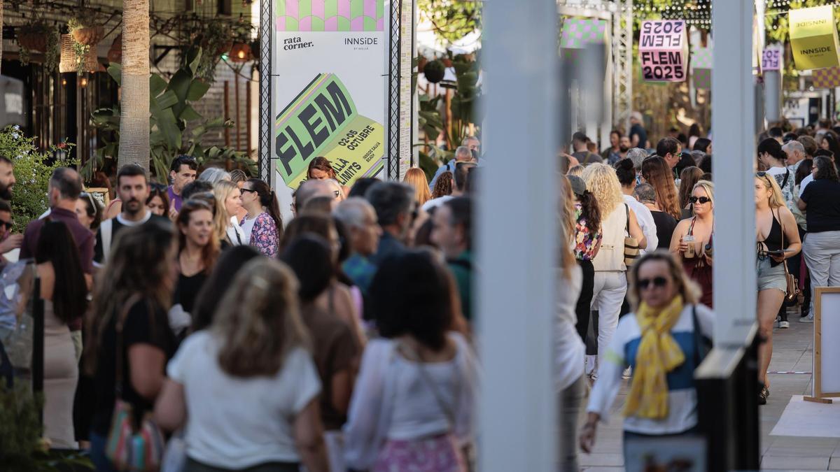 El Festival de Literatura Expandida a Magaluf (FLEM) se ha convertido en una cita cultural imprescindible en Mallorca