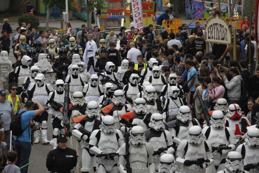 Desfile de "Starwars" en Metrópoli