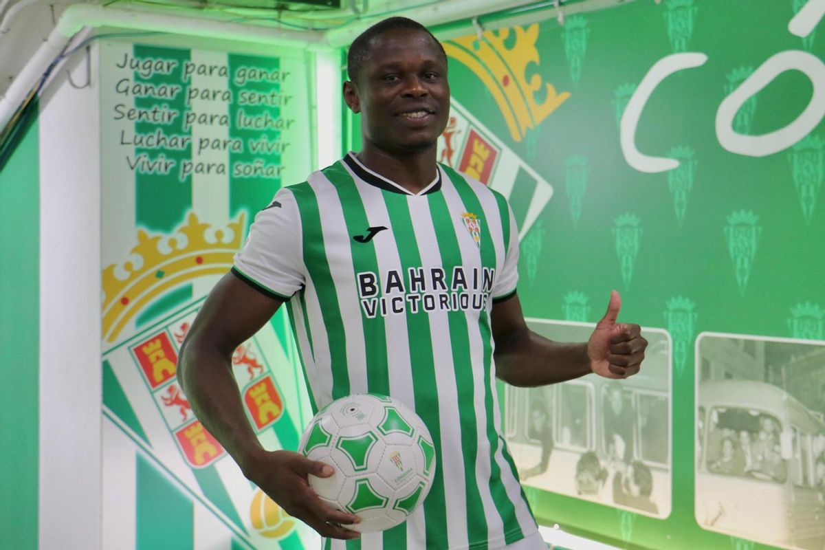 Fomeyem, en su presentación como jugador del Córdoba CF.