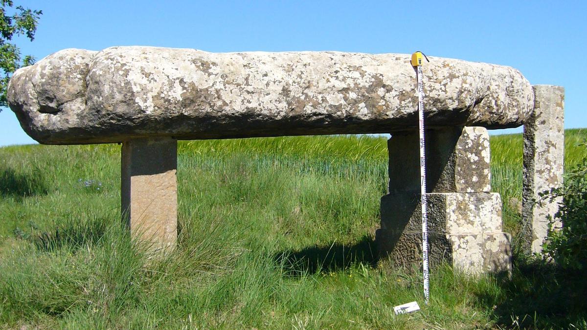 L’estàtua-menhir del Roc de la Mare de Déu de Riner