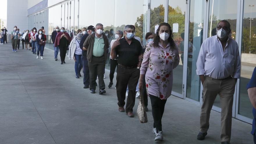 Así transcurrió la primera jornada de una nueva vacunación masiva contra el COVID en Vigo