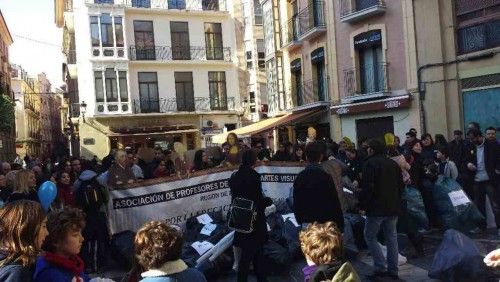 Docentes protestan en las calles de Murcia