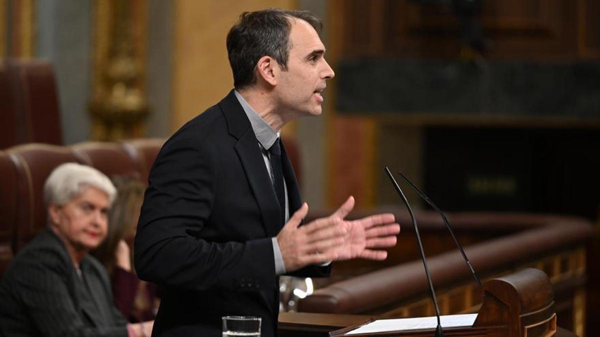 El líder de IU Andalucía, Toni Valero, en el Pleno del Congreso de los Diputados.