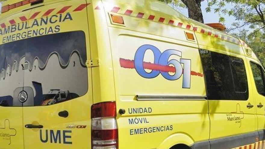 Trasladado al hospital tras chocar contra otro vehículo en Jumilla