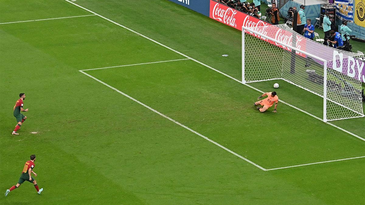 Portugal - Uruguay | El gol de Bruno Fernandes