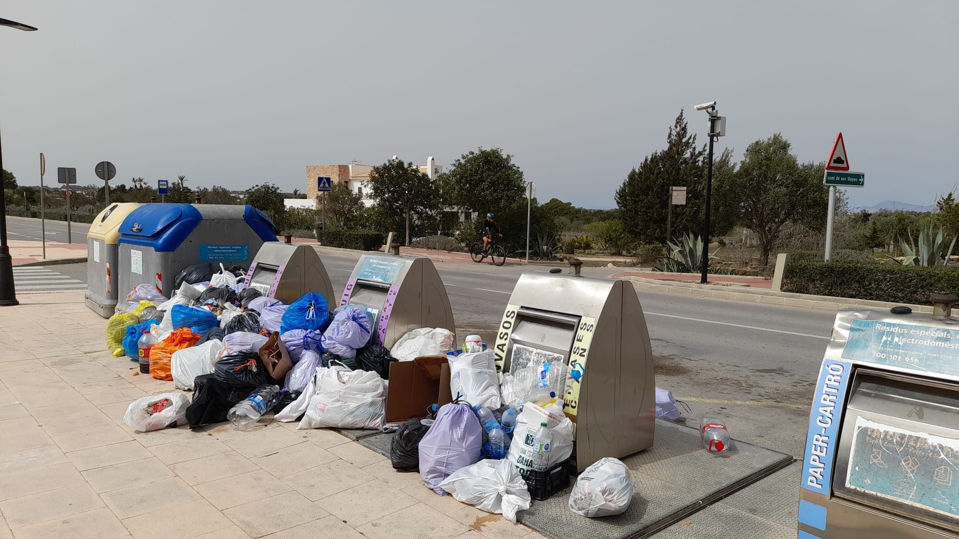 Galería de imágenes: Huelga de basureros en Formentera