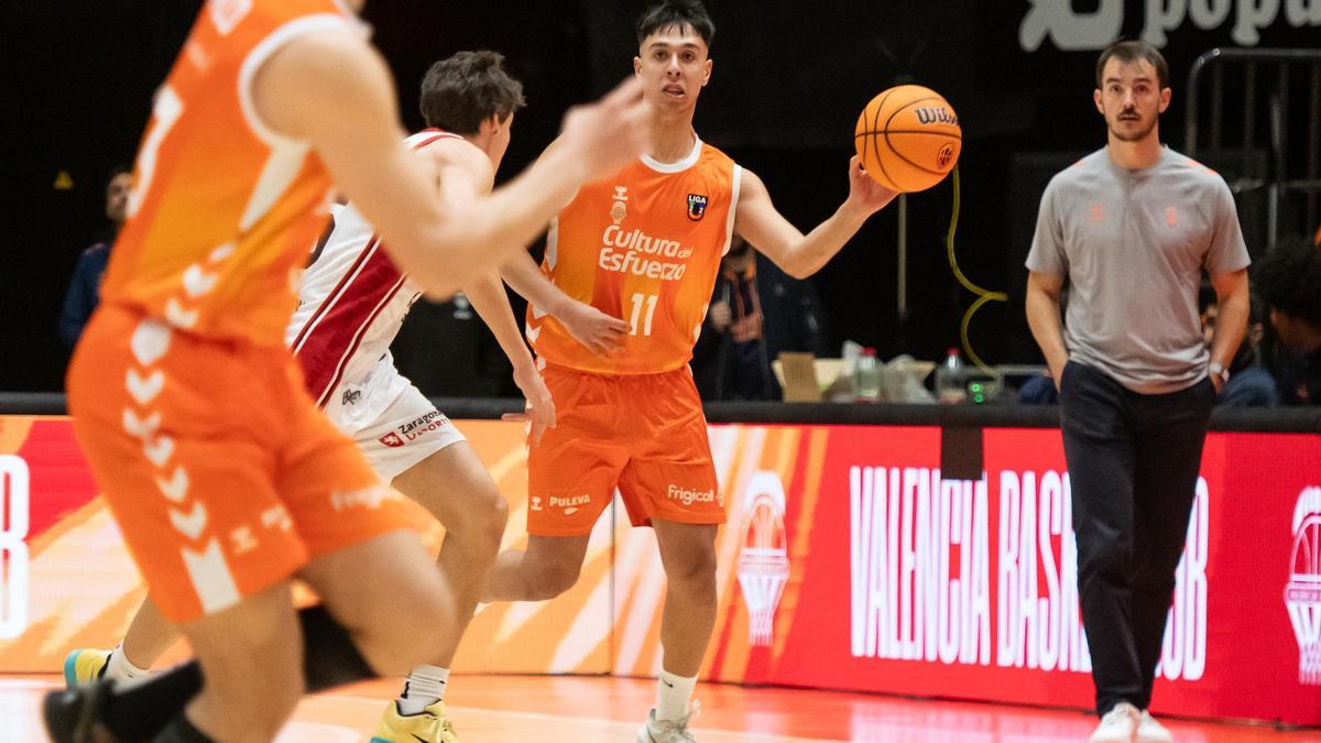 El Valencia Basket sufre una nueva derrota en la Fonteta frente al Fundación Zaragoza El Valencia Basket sufre una nueva derrota en la Fonteta frente al Fundación Zaragoza