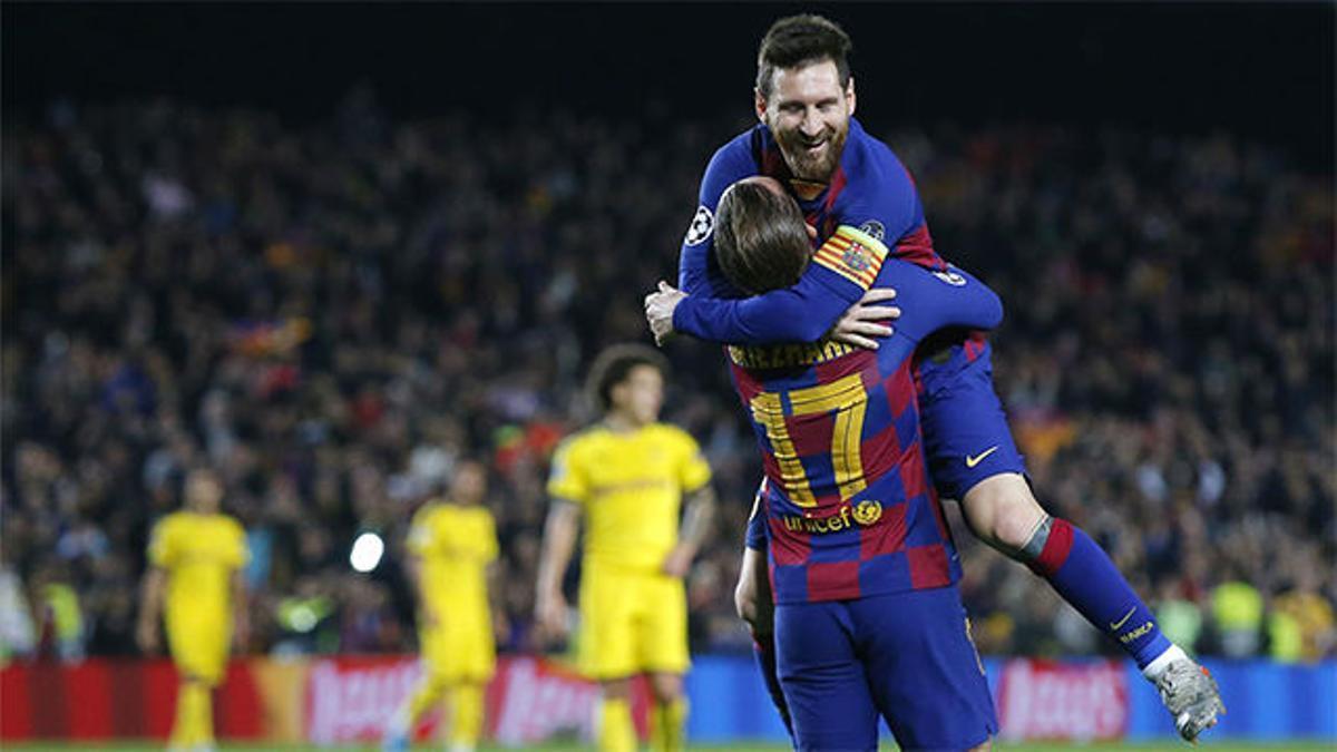Leo Messi y Griezmann celebran un gol con el Barça