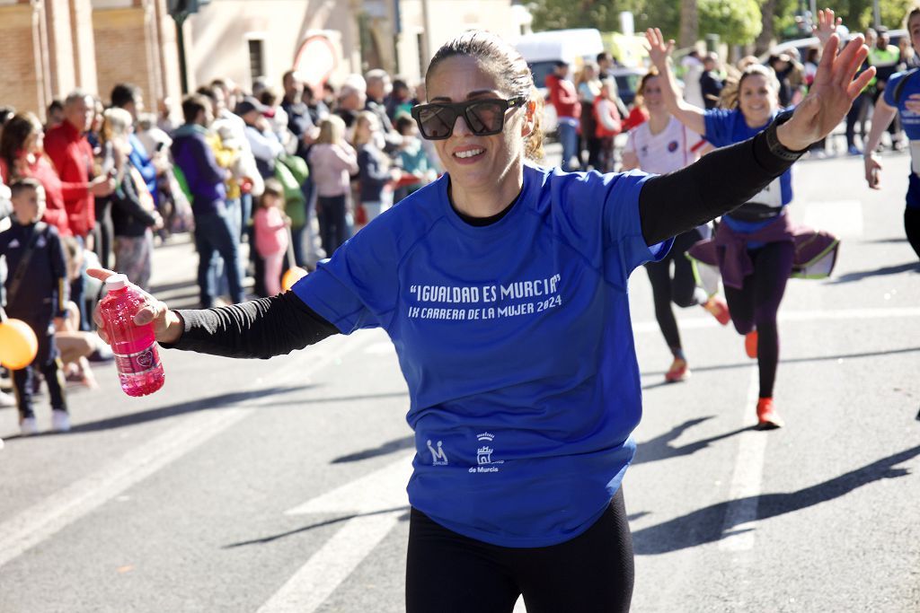 Las imágenes de la llegada a meta de la Carrera de la Mujer de Murcia 2024