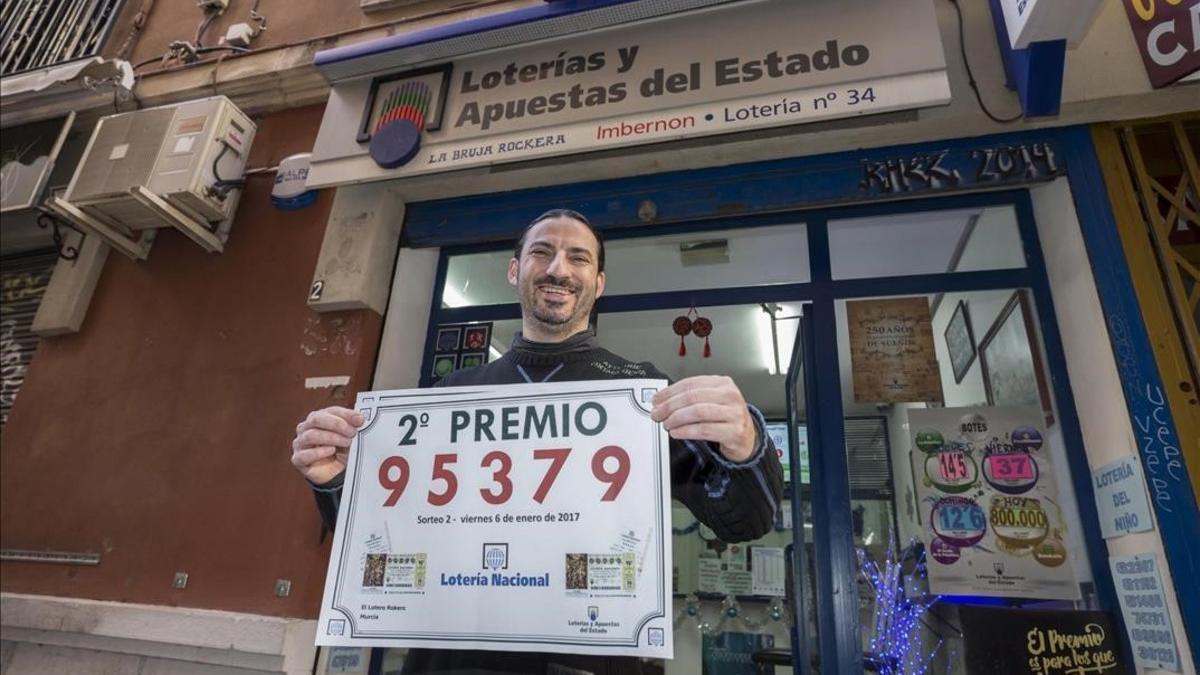 Celebración del segundo premio del Niño en una administración de Murcia