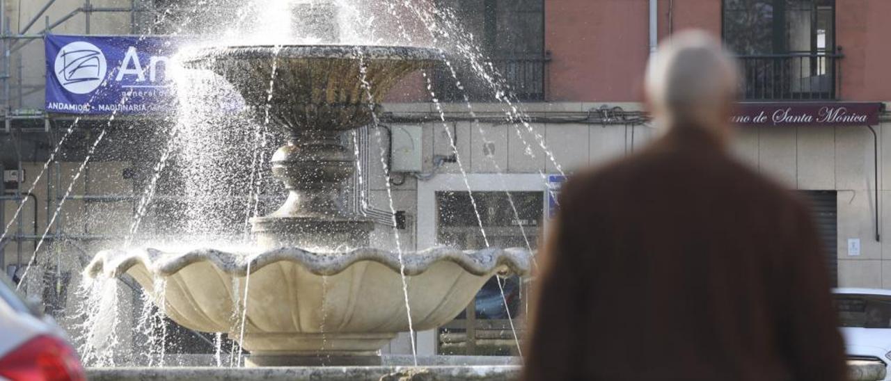 De la fuente al charco