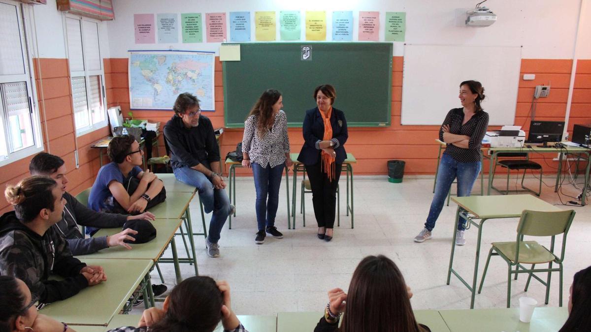 Formación de estudiantes por el Cabildo de Tenerife