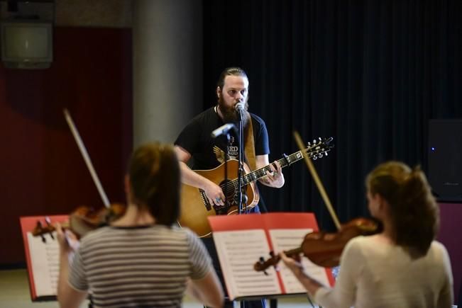 Ensayo de RED Beard con orquesta de cuerda en el ...