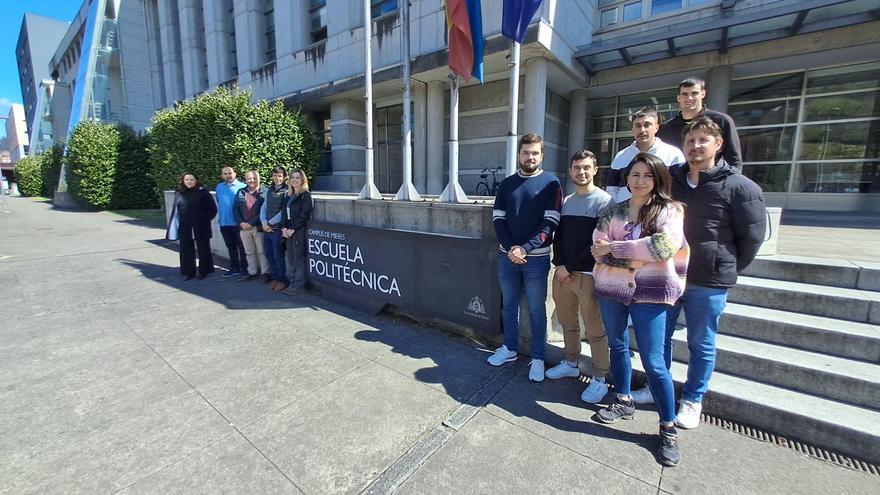 Las empresas excavan en en busca de talento: así es la relación entre la Universidad y el sector privado en el campus de Mieres