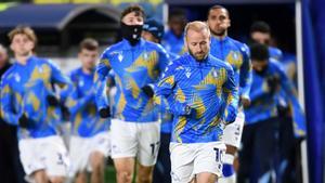 En primer plano Barry Bannan, capitán del Sheffield Wednesday