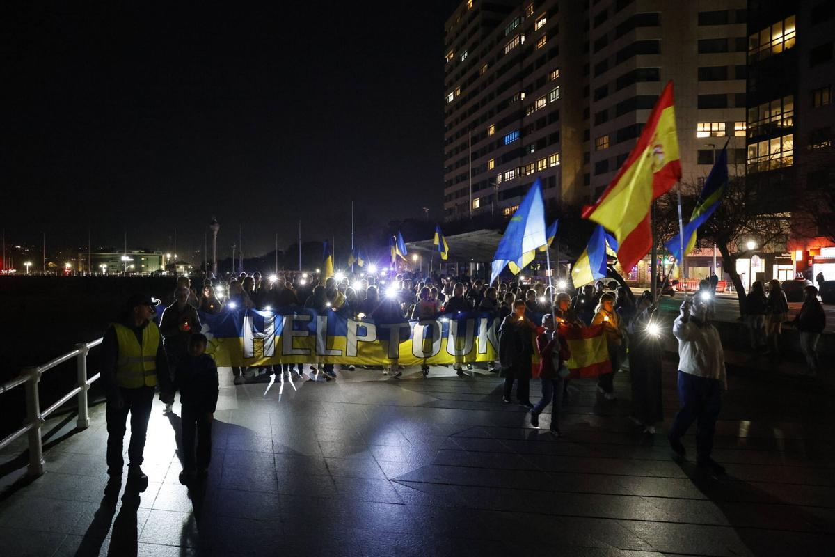 Manifestación de ucranianos en el Muro de San Lorenzo.