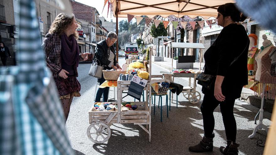 Gironella viu la Fira de Sant Josep amb gran presència de paradistes locals