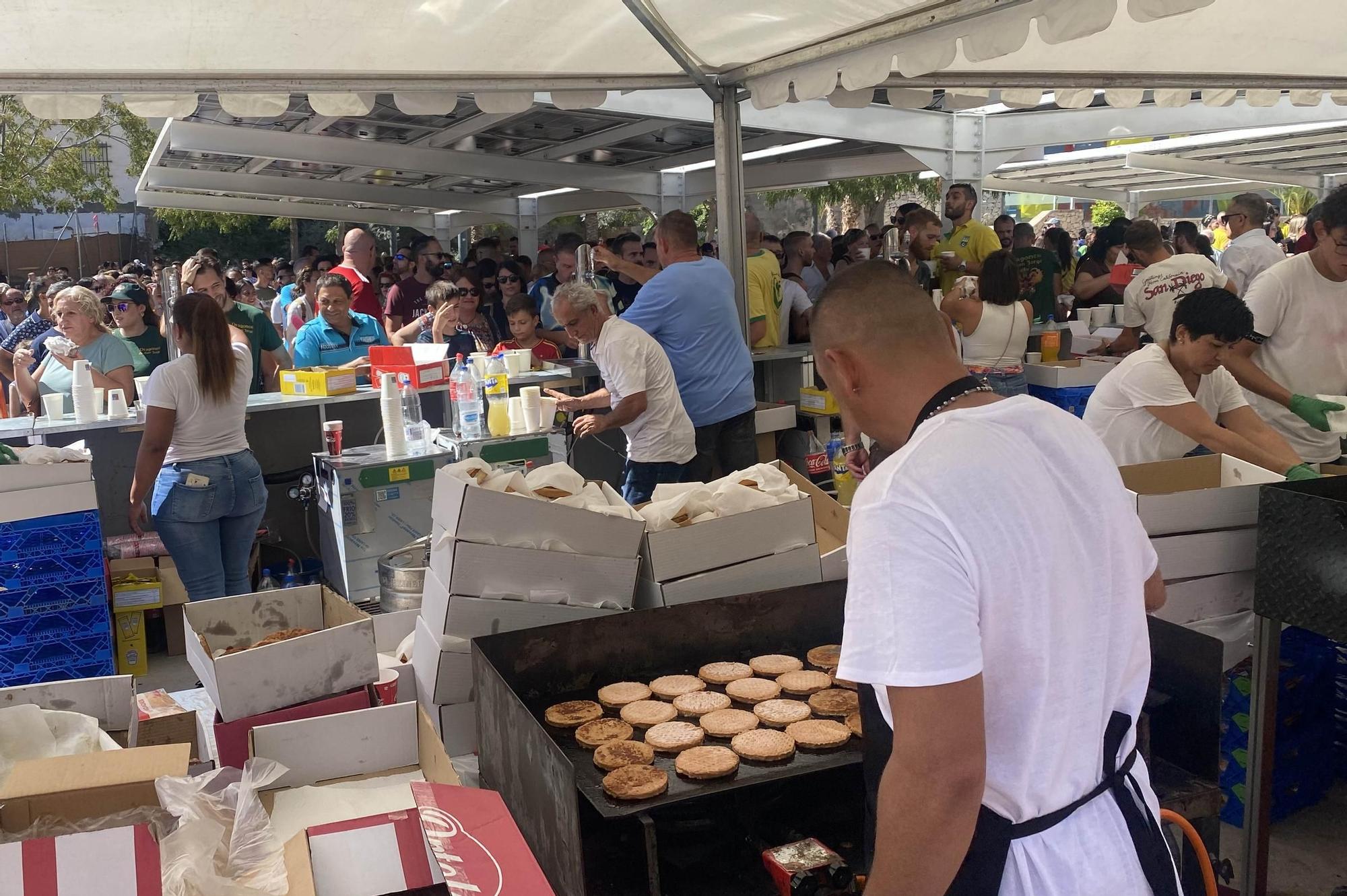 Fiesta de la hamburguesa en Crevillent