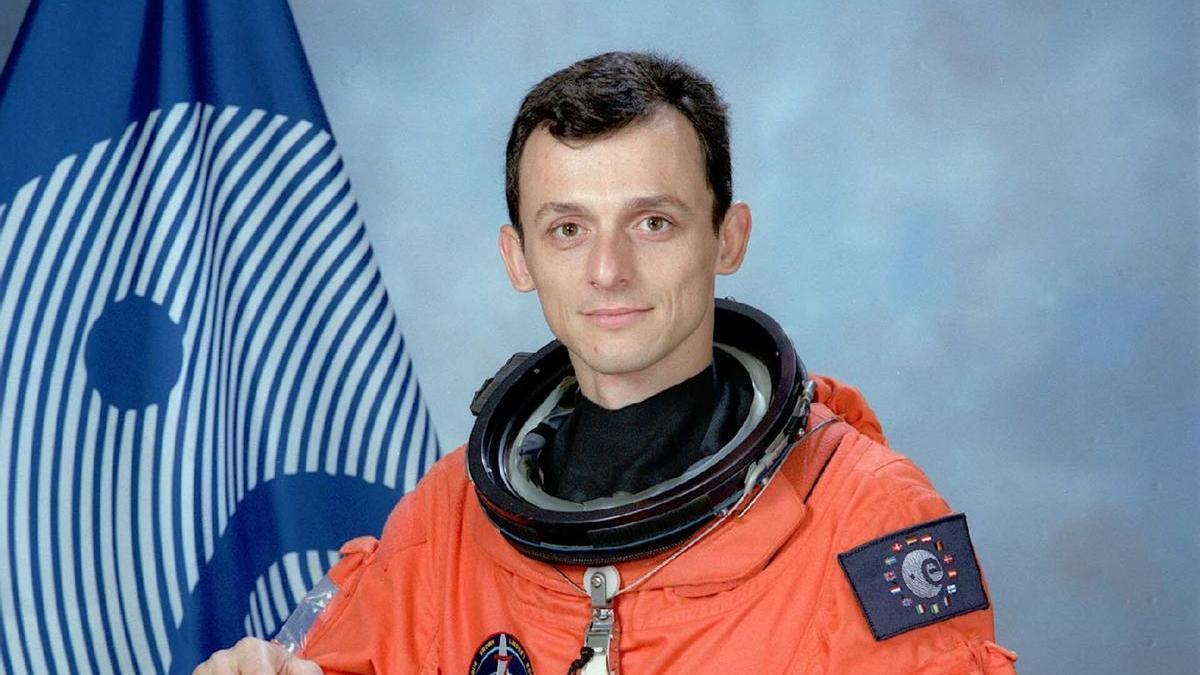 Pedro Duque, astronauta y presidente de Hispasat, explica que se trata de una oportunidad excepcional.