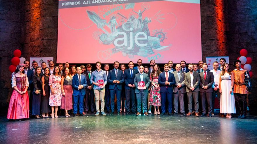 Nazaríes Intelligenia y Happymami, empresas ganadoras de los premios AJE andalucía