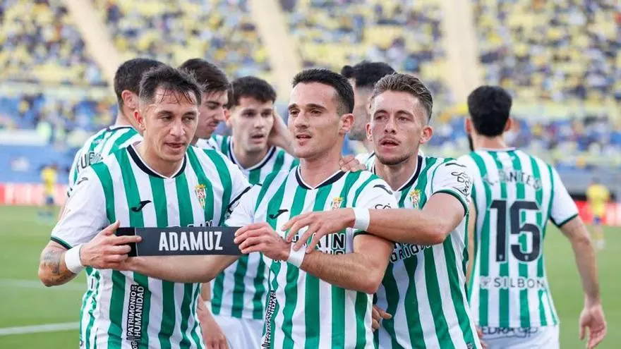 El Córdoba supera a Las Palmas gracias a los goles firmados por Diego Bri y Adrian Fuentes